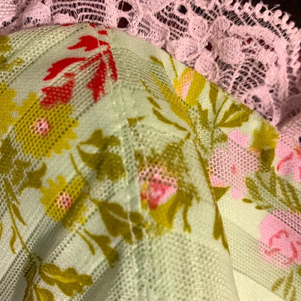 NWT Oscar De La Renta Pink Label Bra.  Sz 36B